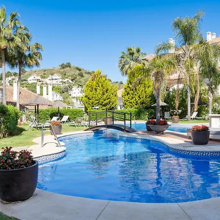 Aloha Hills In - M58